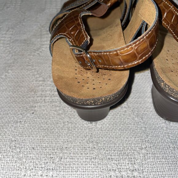 SAS Women’s Strappy Sandals Size 8.5 M Brown Leather Outdoors Going Out Party - Picture 11 of 12